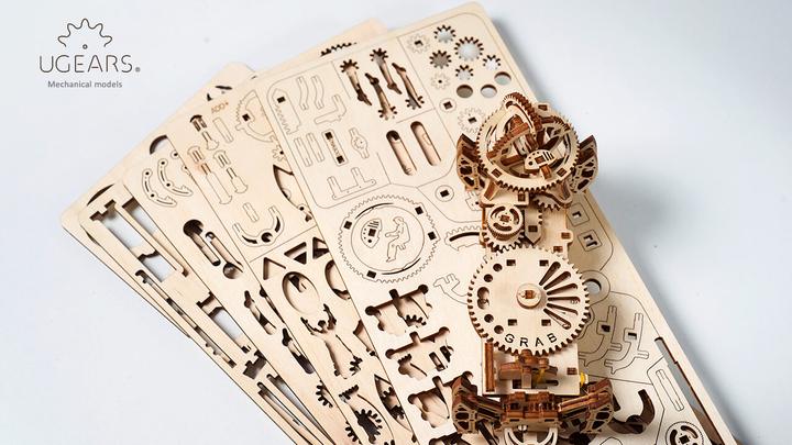 Immagine prodotto Ugears Treno Punto di trasbordo