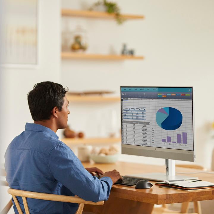 Produktbild HP EliteOne 800 G8 AiO (1000 GB, 32 GB, Intel Core i9-11900)