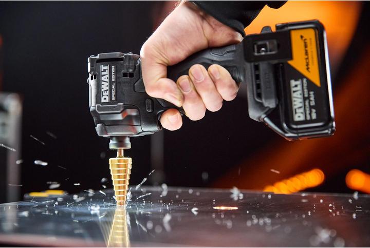 Actual product image DeWalt McLaren Kombopack (18 V)