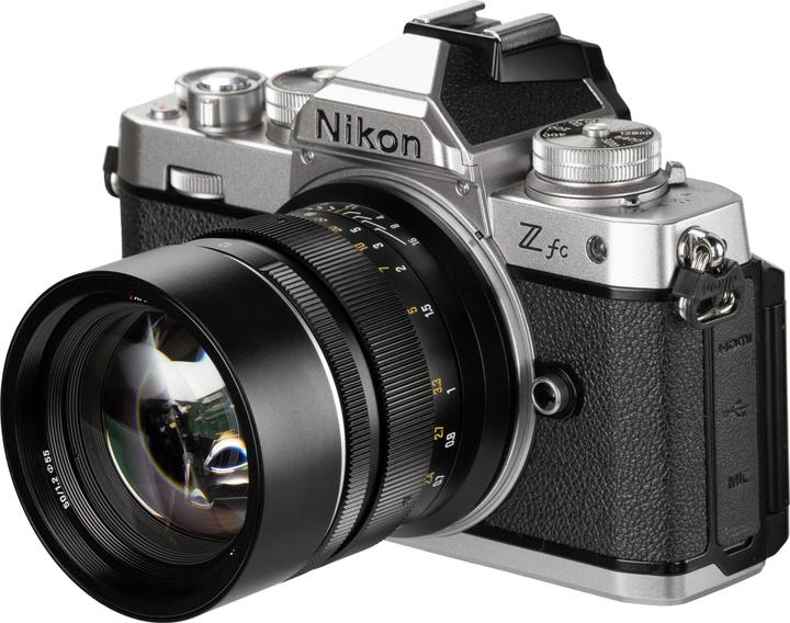 Image du produit 7artisans 50mm f/1.2 - Nikon Z-Mount - Black (Nikon Z, APS-C / DX)