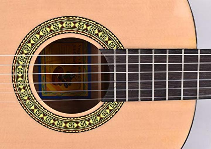 Produktbild Akustik-Gitarren-Set mit Konzertgitarre, Tasche, Buch, Stimmgerät und Plektrum für Anfänger (Konzertgitarren Set)