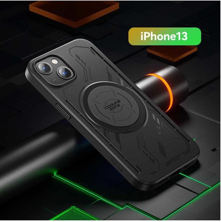 Actual product image Benks Ice Shield compatible with MagSafe protective case iPhone 13 - Black (Apple iPhone 14, Apple iPhone 13)
