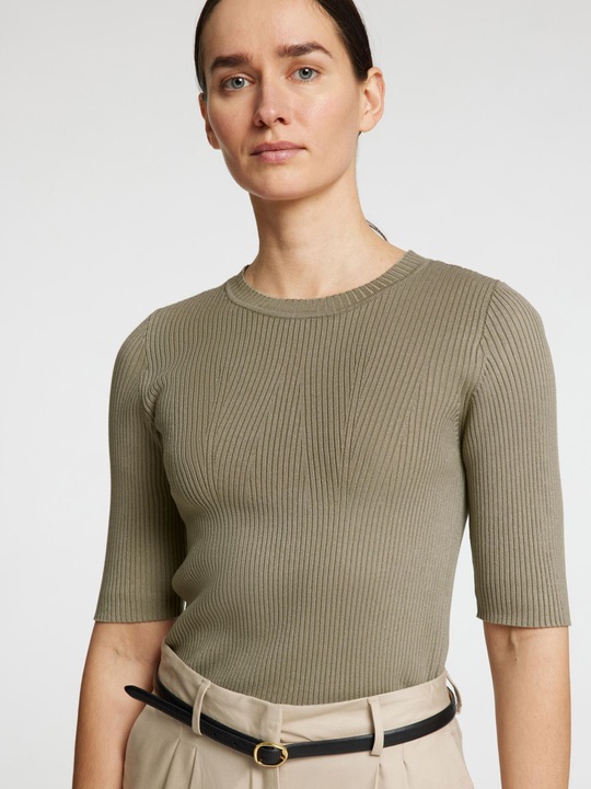 Actual product image Selected Femme Short sleeve knitted top (M)