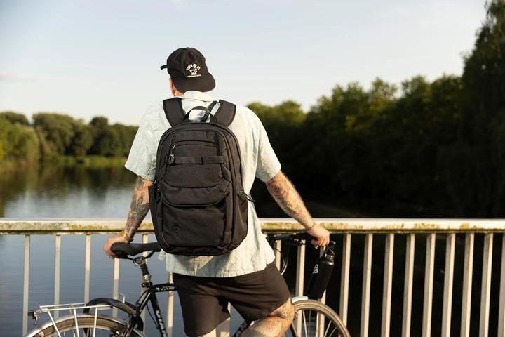 Produktbild Nitro Future Hero Schulranzen-Set 3-teilig (40 l)