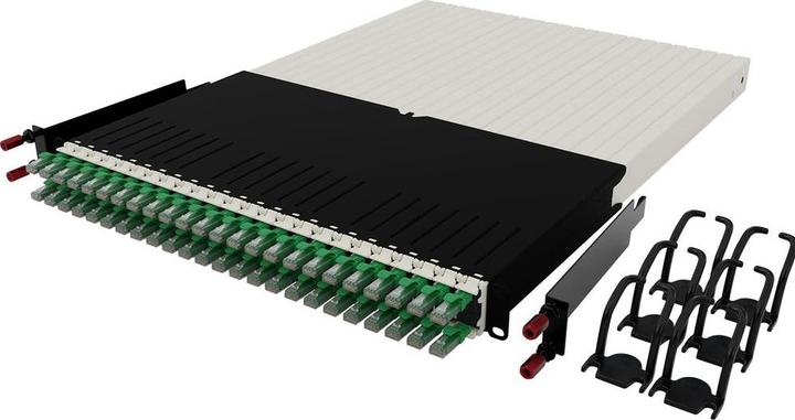 Produktbild PATCHBOX one / 30RU / Cat 6A, UTP, 1.8 m, Grün (CAT6a, 1.80 m)