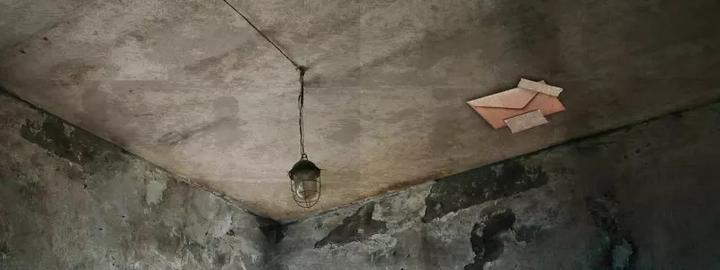 Actual product image escape room