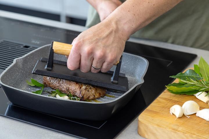 Produktbild Master Class MC GRILL PRESS 21X11X6.5CM CAST IRON