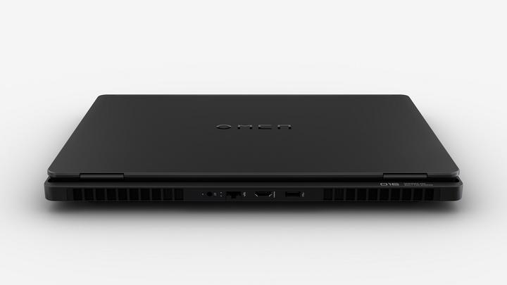 Actual product image HP OMEN MAX 16-ak0850nz (16", 1000 GB, 32 GB, CH)