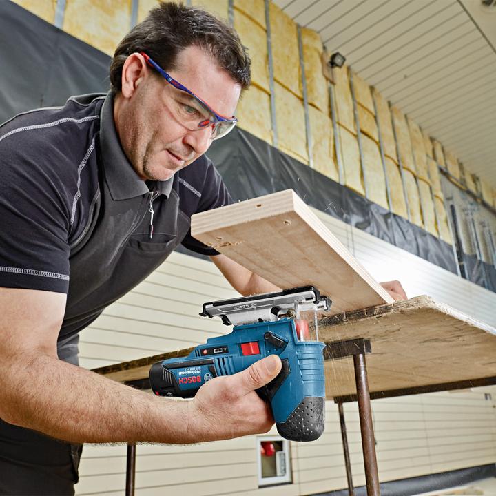 Actual product image Bosch Hausgeräte Bosch Akku-Stichsäge GST 12V-70 / 2x 2,0 Ah Akku + Ladegerät in L-Boxx