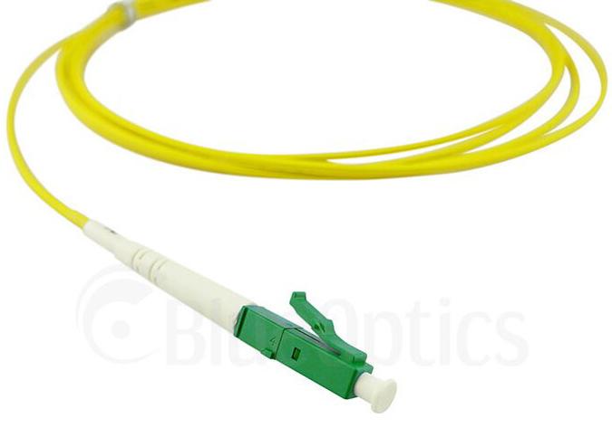 Produktbild BlueOptics Simplex LWL Patchkabel LC/APC-SC/APC Singlemode 30 Meter