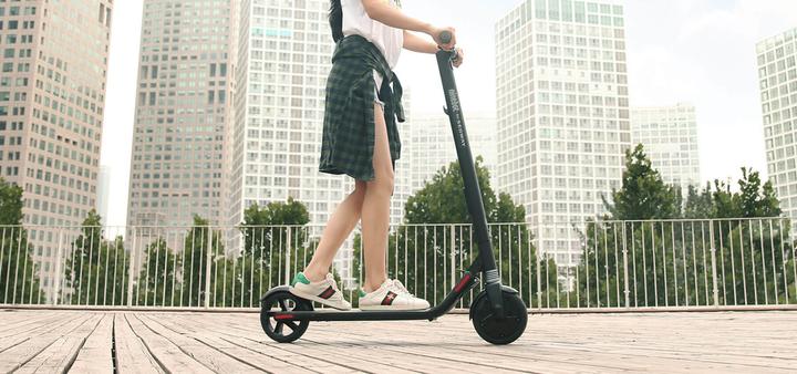 Produktbild Segway-Ninebot KickScooter ES1 (20 km/h, 25 km, 250 W)