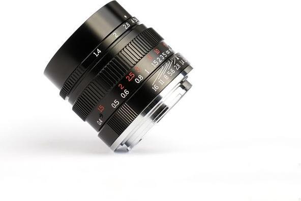Image du produit 7artisans 35mm F/1.4 Canon RF (Canon RF, Plein format)