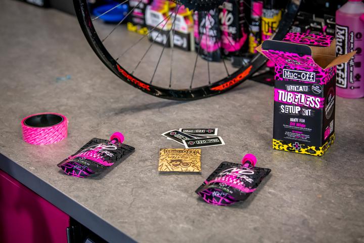 Produktbild Muc-Off Ultimate Tubeless Kit - DH/Trail/Enduro