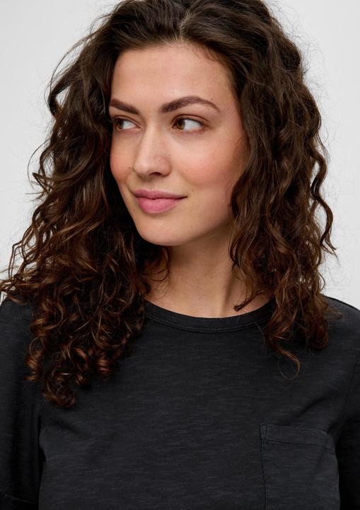 Actual product image S.Oliver T-Shirt Meliertes T-Shirt mit fixiertem Ärmel-Umschlag und Brusttasche (34)