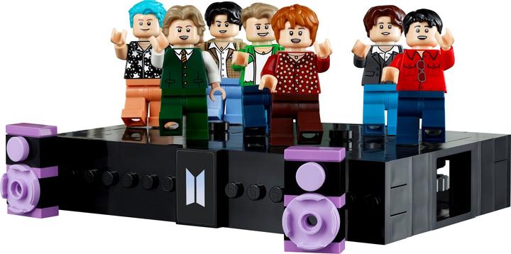 Image du produit LEGO Ideas BTS Dynamite (21339, LEGO Ideas, LEGO difficiles à trouver)
