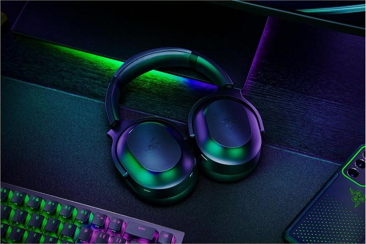 Actual product image Razer Barracuda Pro (Wireless)