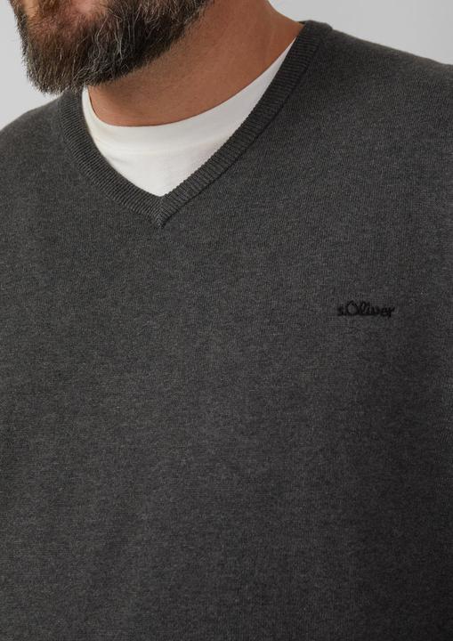 Produktbild s.Oliver Strickpullover Strickpullover mit Logo-Stickerei (4XL)
