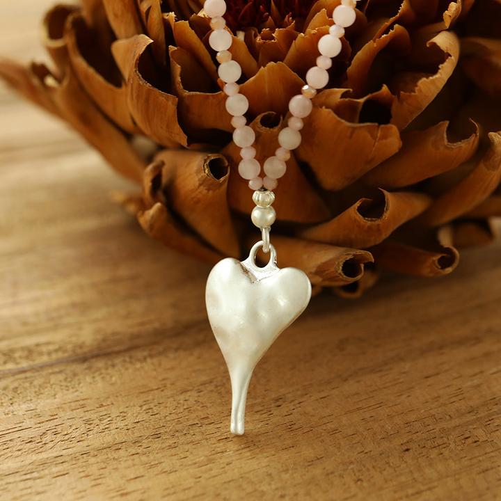 Produktbild Andreani Halskette mit kleinem Herzanhänger aus echtem Rosenquarz