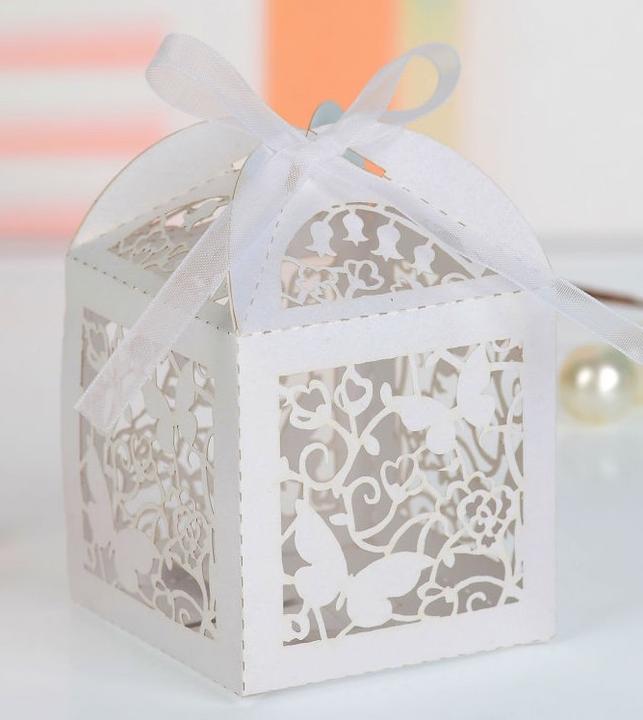 Actual product image Candy box "Butterfly' (10 pieces) (10 pcs.)