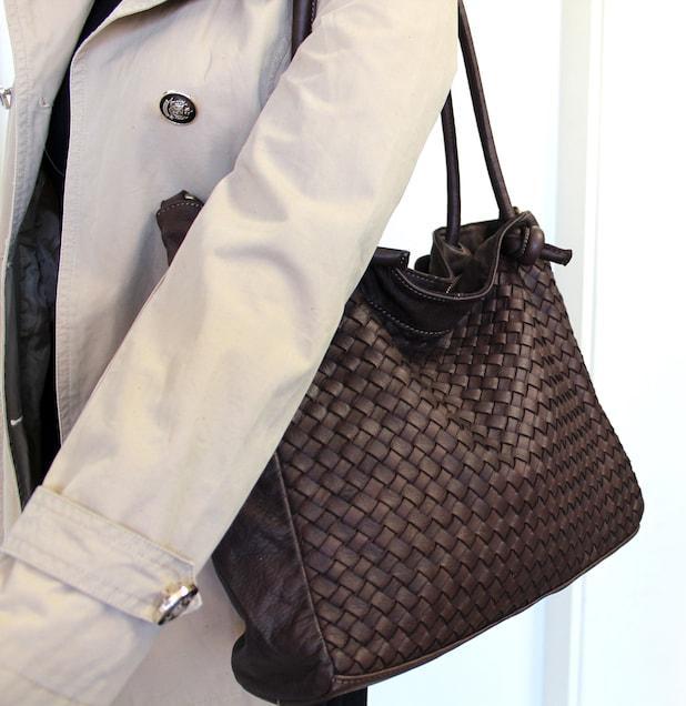 Produktbild Only-Bags.Store Ledertasche, Lederhandtasche, weich gewebte Hobo-Tasche, geflochtenes Leder