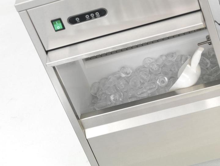 Produktbild Kibernetik Profi-Eiswürfelmaschine 26kg/Tag, 7kg Speicher Hohlkegel