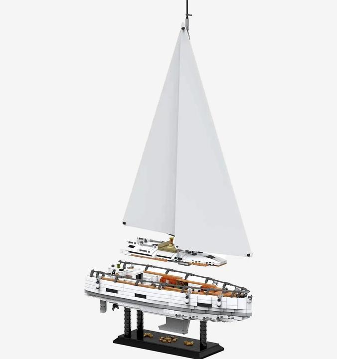 Actual product image BlueBrixx-Pro Sailing yacht