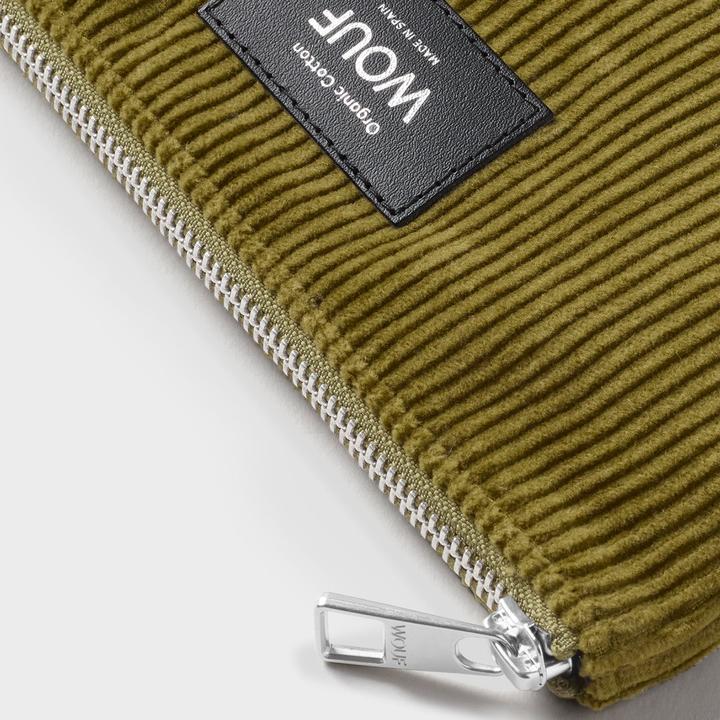 Produktbild Wouf Etui dunkelolive (1 l)