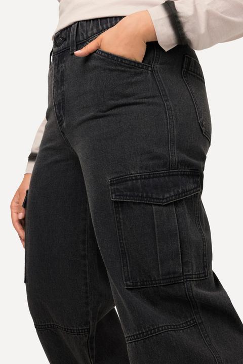 Immagine prodotto Ulla Popken Jeans cargo modello Mandy con taglio della gamba ampio e dritto e tasche (48)