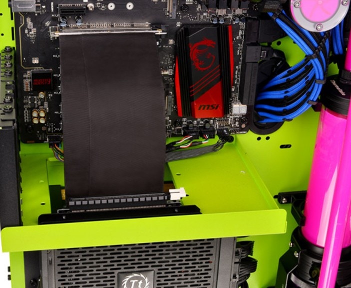 Immagine prodotto Thermaltake Cavo di alzata PCI-E 3.0 X16 Gaming