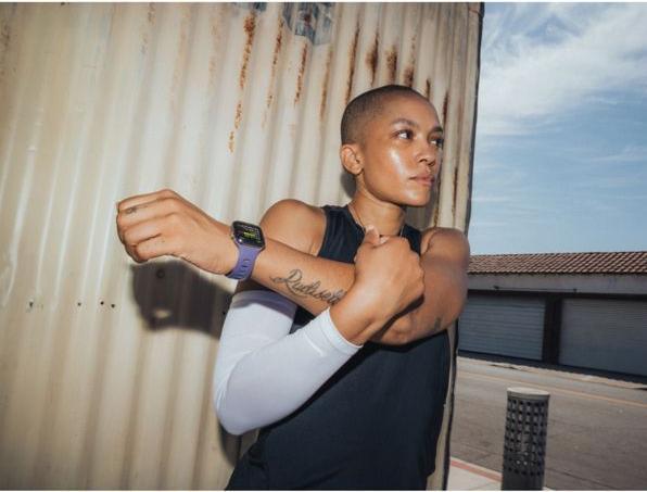 Actual product image Nomad Tempo Band 42mm Purple (18 mm, FKM fluoroelastomer)