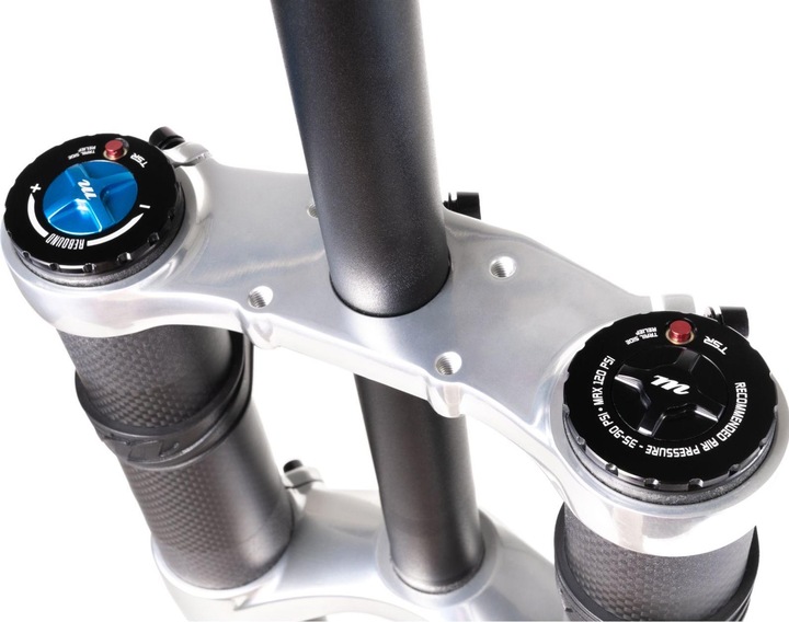 Actual product image Manitou Dorado Pro (203 mm, Air)