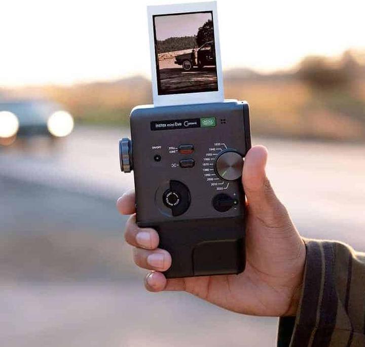 Actual product image Fujifilm Instax Mini Evo Cinema