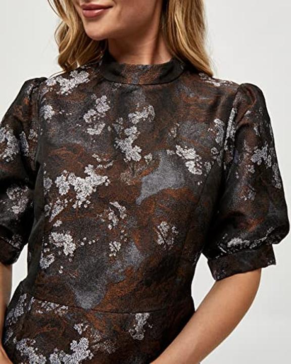 Image du produit Minus Robe décontractée classique (44)