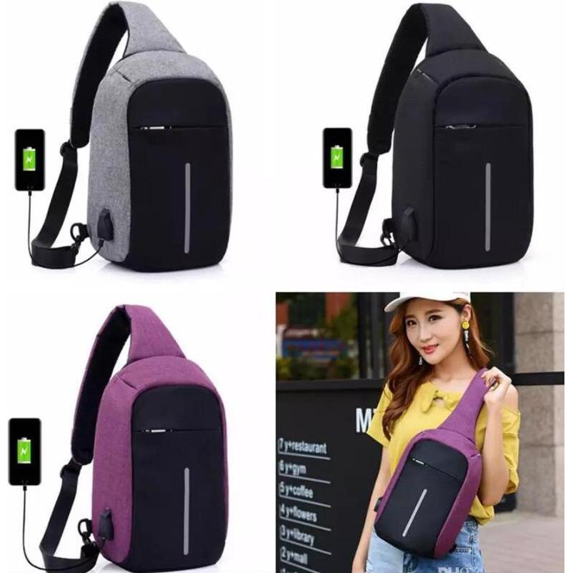 Thumbnail - JTI, Handtasche, Diebstahlsichere Umhängetasche/Schultertasche mit USB-Anschluss - Schwarz, Schwarz