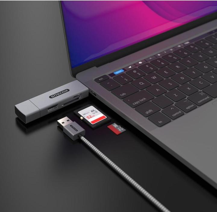 Produktbild Sitecom MD-1012 USB-A+USB-C FD KartL+USB P (USB, USB-C)