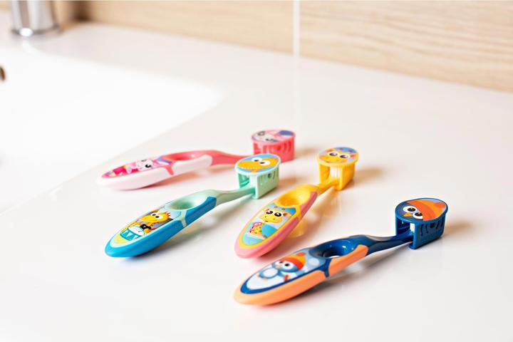 Immagine prodotto Jordan Spazzolino Step By Step per bambini 3-5 anni Soft 1pz. (Morbido, 1 x)