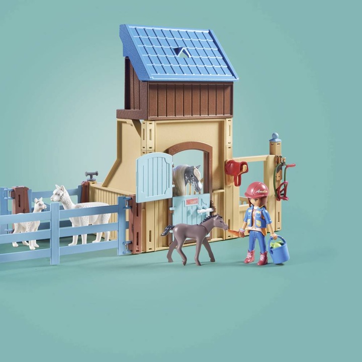 Actual product image Playmobil Amelia & Whisper with horse box (71353, Playmobil Horses of Waterfall)