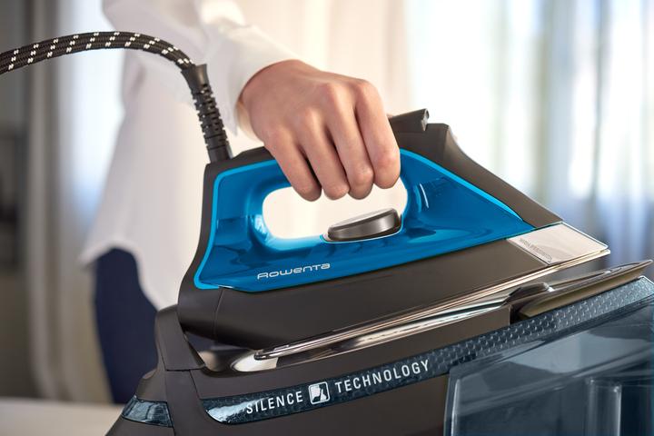 Produktbild Rowenta Silence Steam Pro Dg9226 (2400 W, 490 g/min)