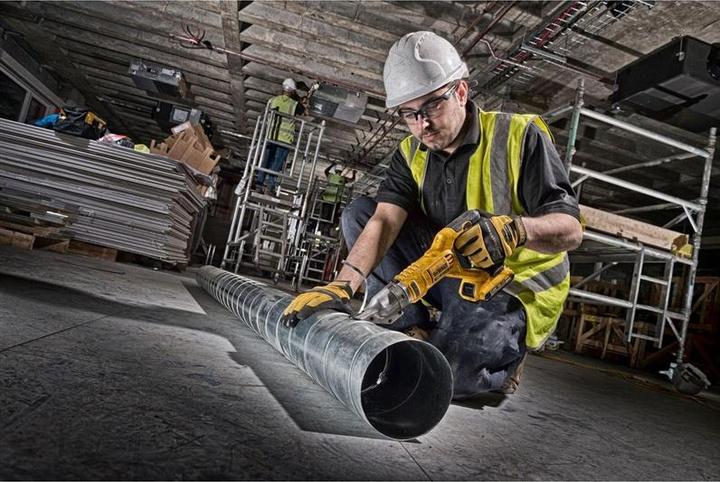 Produktbild DEW Nożyce do metalu DEWALT DCS491N 18V z obr. głowicą