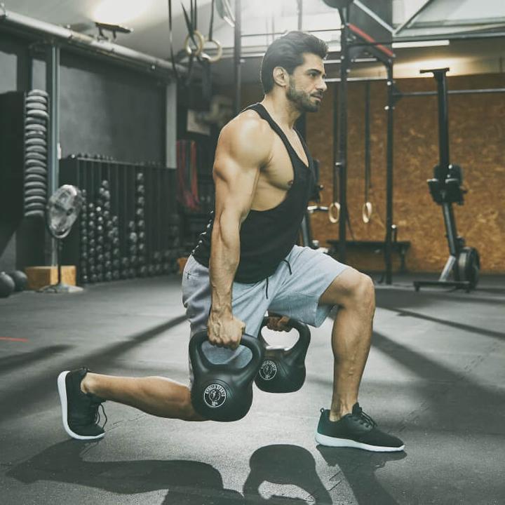 Actual product image Gorilla Sports Kettlebell plastic (1 x 8 kg, 1 x 12 kg, 1 x 10 kg)