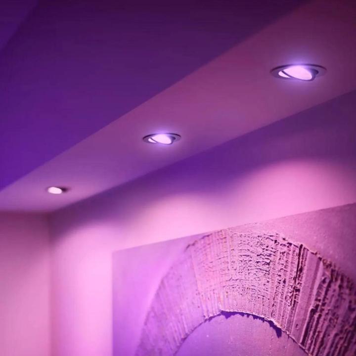 Produktbild Philips Hue White & Color Ambiance Centura (400 lm, GU10)
