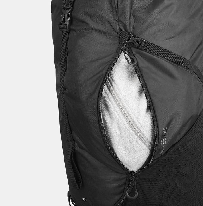 Actual product image Quechua 331005 (35 l)
