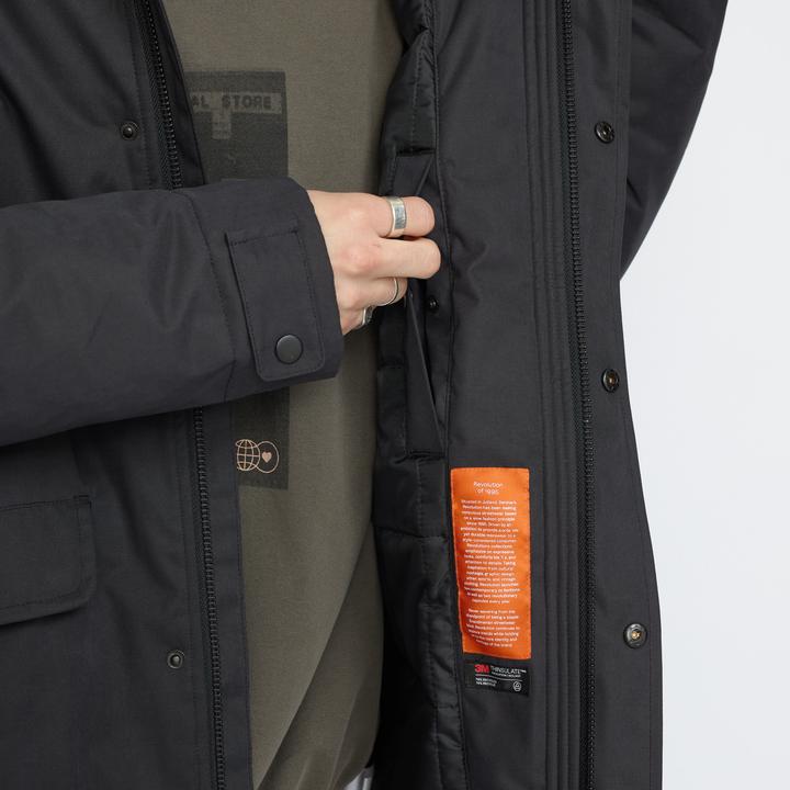 Actual product image Revolution City (L)