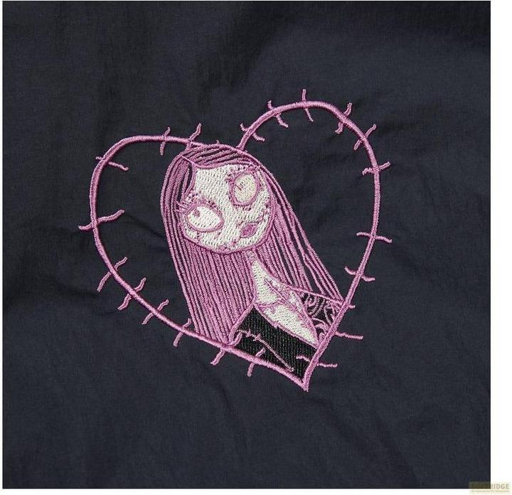 Image du produit Loungefly Nightmare before Christmas by Windbreaker Sally Grösse L (L)