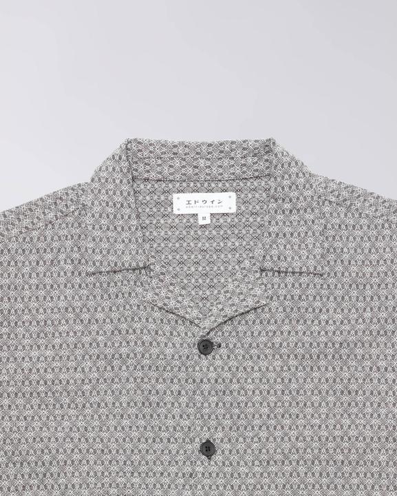 Actual product image Edwin Saga (S)