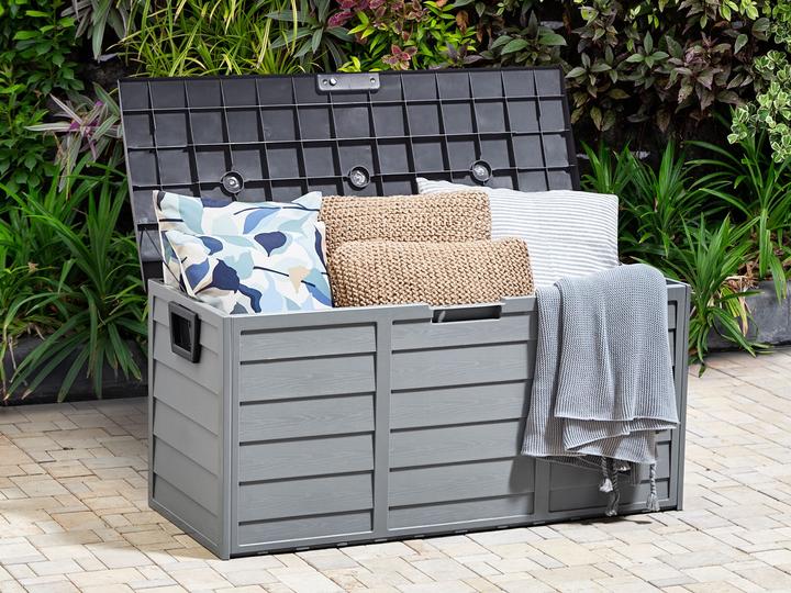 Actual product image Beliani Locarno