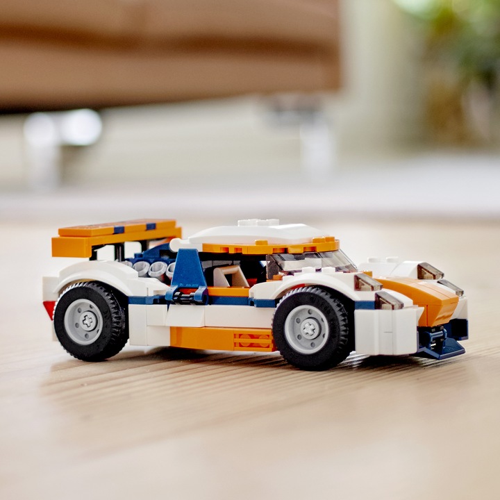 Actual product image LEGO Race car (31089, LEGO Creator 3-in-1)