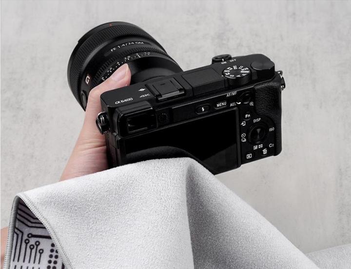 Image du produit Pgytech Protective Wrap (geek) (Sac à bandoulière pour appareil photo, 0.66 l)