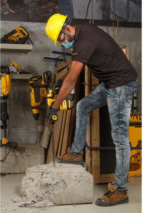Image du produit DeWalt Marteau perforateur sans fil 54V XR FlexVolt DCH 333 NT (Fonctionnement sur batterie)