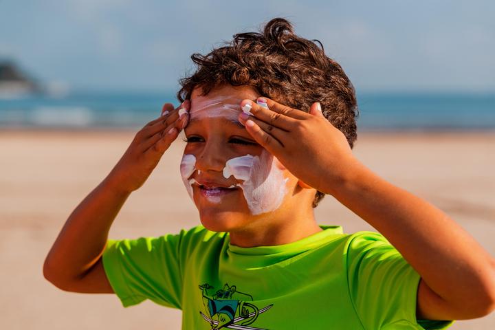Actual product image Decathlon IP50+ (Suntan cream, SPF 50+, 50 ml, 83 g)
